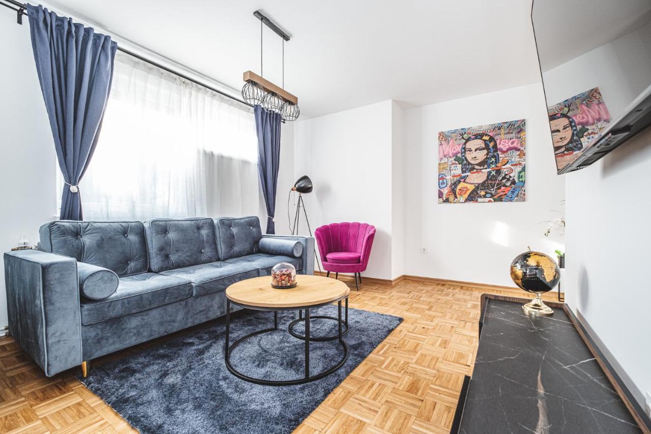 Apartment Colors Of Urban - *